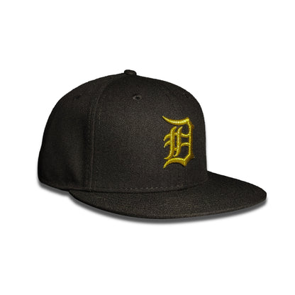 Detroit Tigers Classic Blackout Metallic Gold