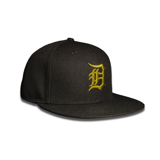 Detroit Tigers Classic Blackout Metallic Gold