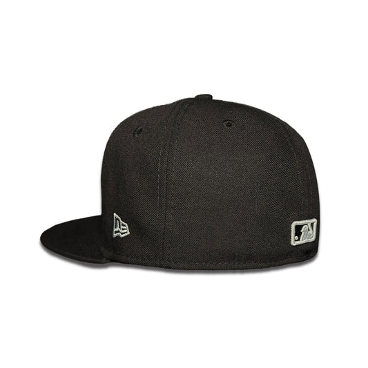 Pittsburgh Pirates Classic Off-White (Black)